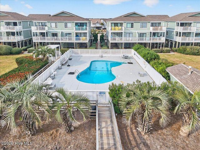 43 Ocean Isle West Boulevard 1-3, Ocean Isle Beach, NC 28469