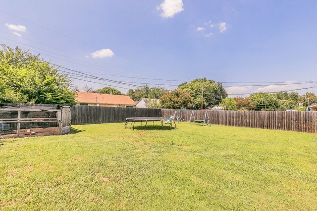 604 Carl C Senter Street, Forney, TX 75126