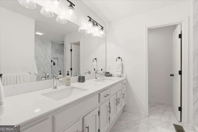 230 West Avenue UNIT 5, Carrollton, GA 30117