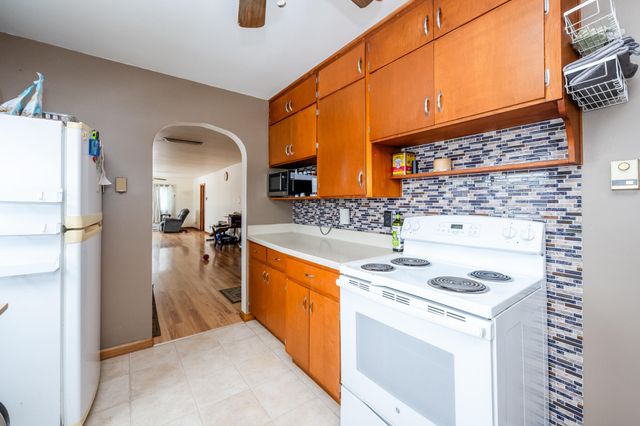 940 Mount Tabor Road, Buchanan, MI 49107