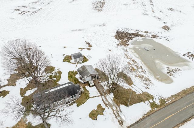 940 Mount Tabor Road, Buchanan, MI 49107