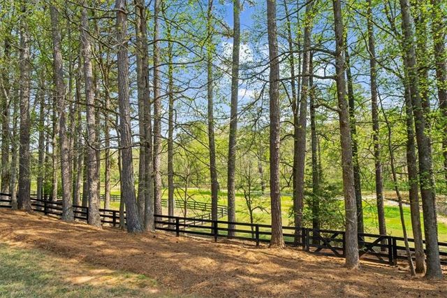 1800 Highgrove Club Drive, Alpharetta, GA 30004