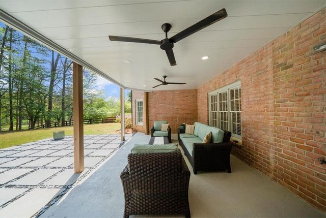 1800 Highgrove Club Drive, Alpharetta, GA 30004