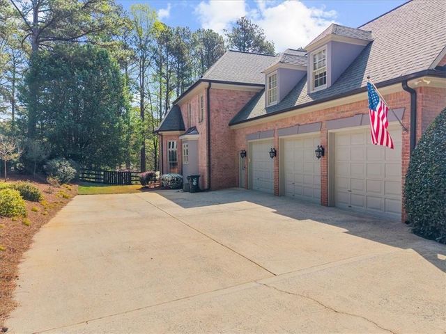 1800 Highgrove Club Drive, Alpharetta, GA 30004