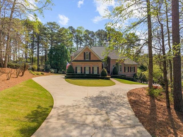 1800 Highgrove Club Drive, Alpharetta, GA 30004