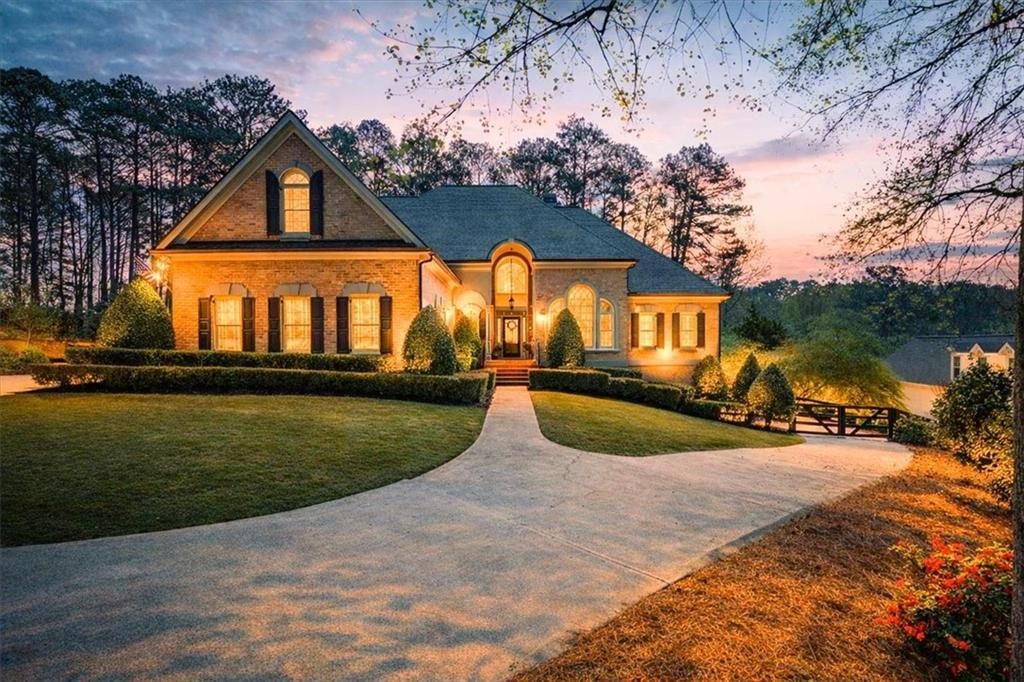 1800 Highgrove Club Drive, Alpharetta, GA 30004
