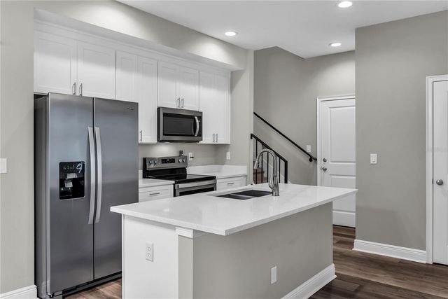 1217 E MURIEL STREET, Orlando, FL 32806