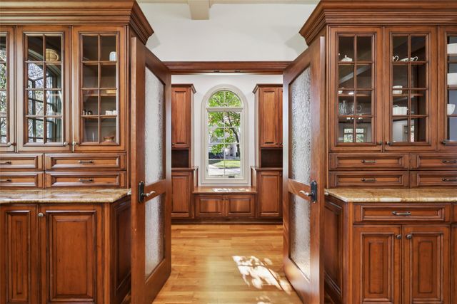 14031 Willow Drive, Clive, IA 50325
