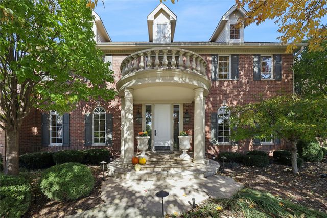 14031 Willow Drive, Clive, IA 50325