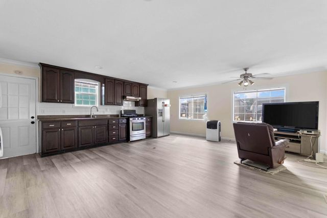 1500 Virginia Place 159, San Jose, CA 95116