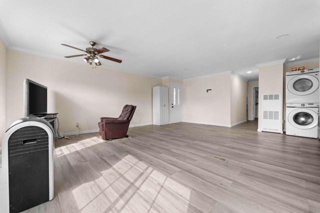 1500 Virginia Place 159, San Jose, CA 95116
