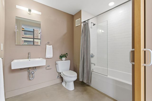 718 Washington Avenue N 503, Minneapolis, MN 55401