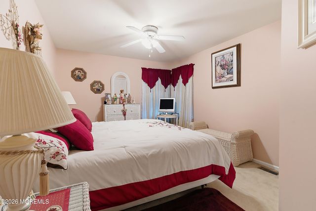 1 Ravenwood Court, Bayville, NJ 08721