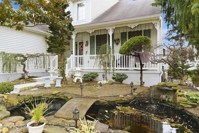 1 Ravenwood Court, Bayville, NJ 08721