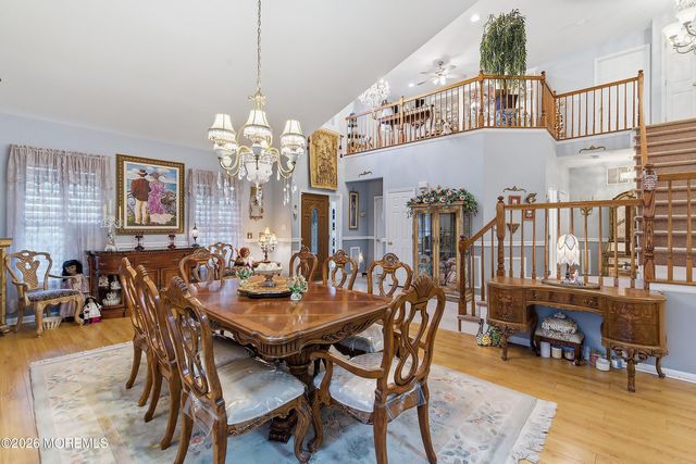 1 Ravenwood Court, Bayville, NJ 08721