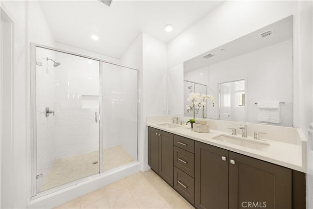 158 Restore, Irvine, CA 92618