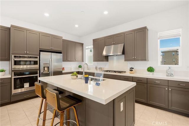 158 Restore, Irvine, CA 92618