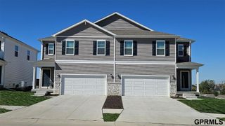 7805 N 169 Street, Bennington, NE 68007