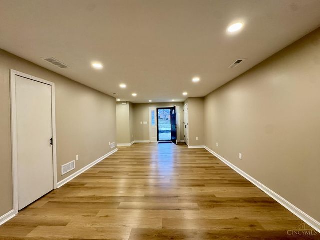 5433 Cleves Warsaw Pike, Delhi Twp, OH 45238