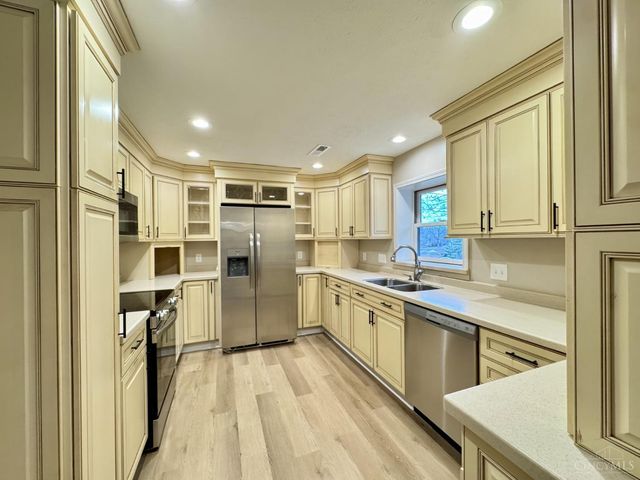 5433 Cleves Warsaw Pike, Delhi Twp, OH 45238