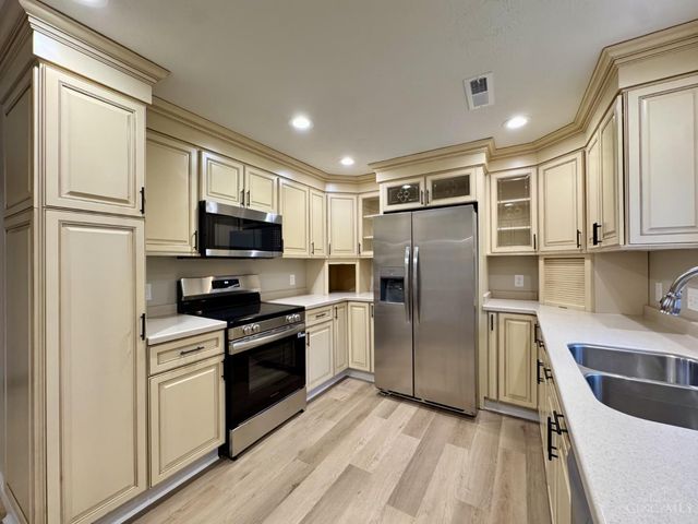 5433 Cleves Warsaw Pike, Delhi Twp, OH 45238