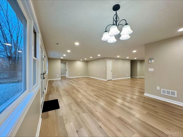 5433 Cleves Warsaw Pike, Delhi Twp, OH 45238