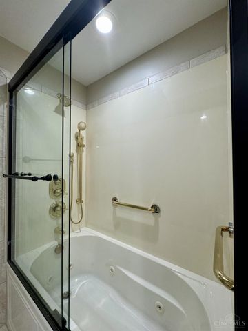 5433 Cleves Warsaw Pike, Delhi Twp, OH 45238