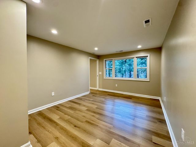 5433 Cleves Warsaw Pike, Delhi Twp, OH 45238