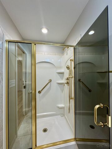 5433 Cleves Warsaw Pike, Delhi Twp, OH 45238