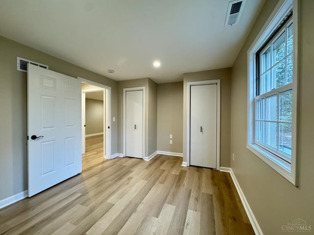 5433 Cleves Warsaw Pike, Delhi Twp, OH 45238