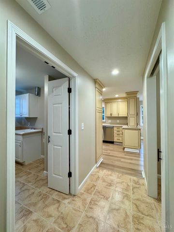 5433 Cleves Warsaw Pike, Delhi Twp, OH 45238