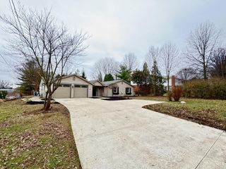 5433 Cleves Warsaw Pike, Delhi Twp, OH 45238