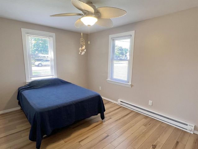 512 W 19TH AVENUE, Oshkosh, WI 54904