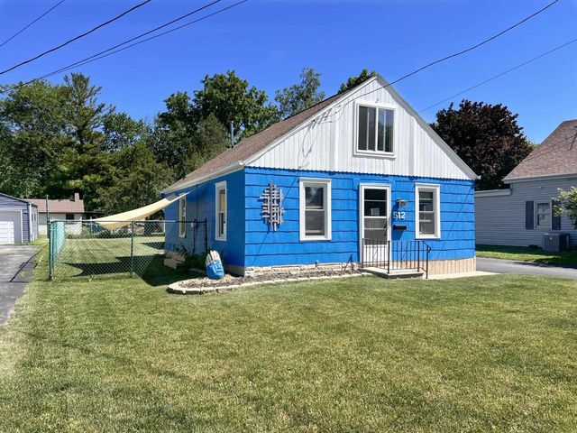512 W 19TH AVENUE, Oshkosh, WI 54904