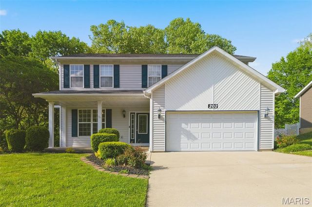 202 Keeneland Court, Collinsville, IL 62234