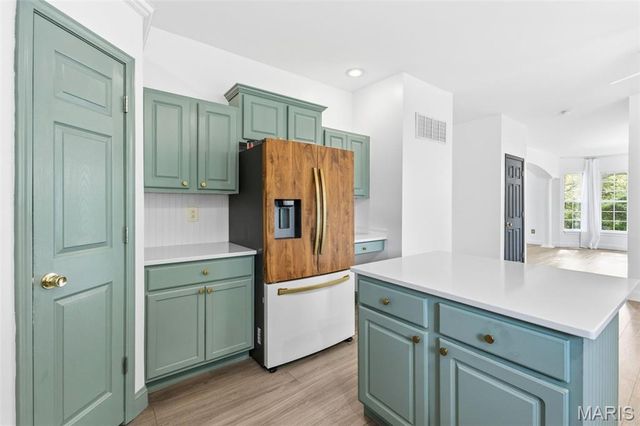 202 Keeneland Court, Collinsville, IL 62234