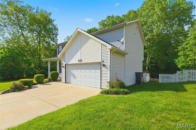 202 Keeneland Court, Collinsville, IL 62234