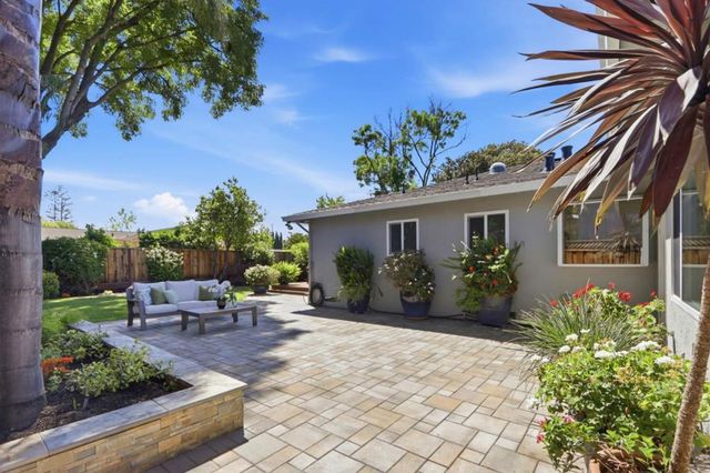 6670 Mount Holly Drive, San Jose, CA 95120