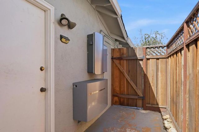 6670 Mount Holly Drive, San Jose, CA 95120