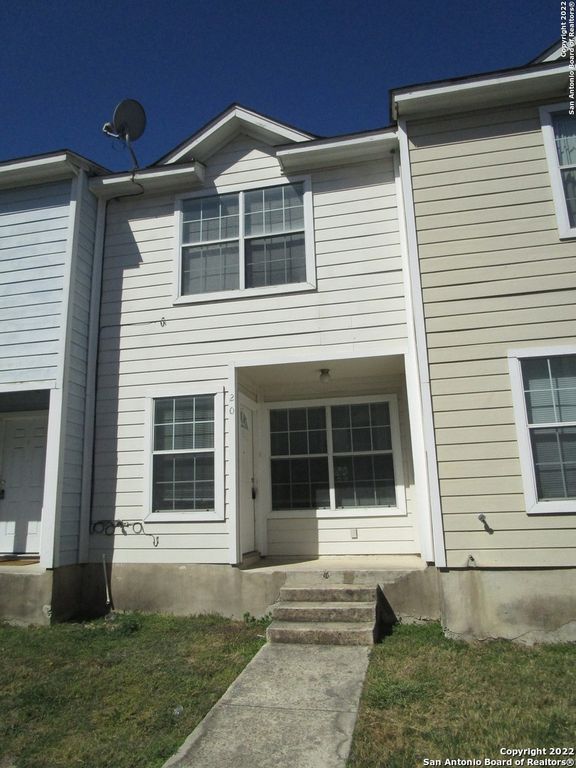 20 BRATTON DR, San Antonio, TX 78245