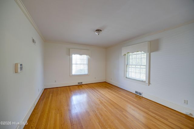 120 W 12th Street, Washington, NC 27889