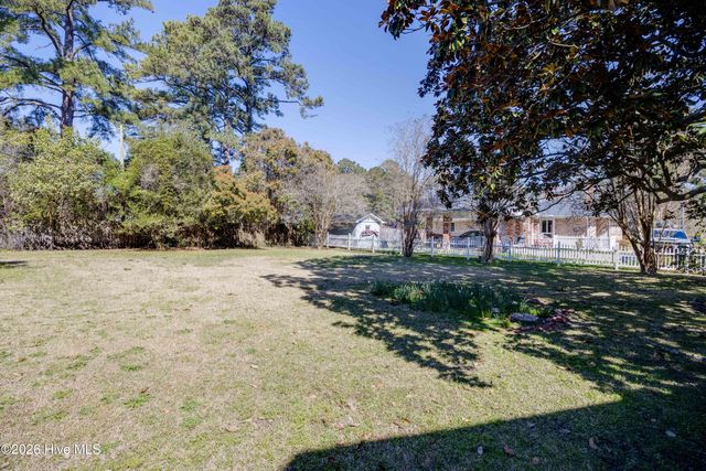 120 W 12th Street, Washington, NC 27889