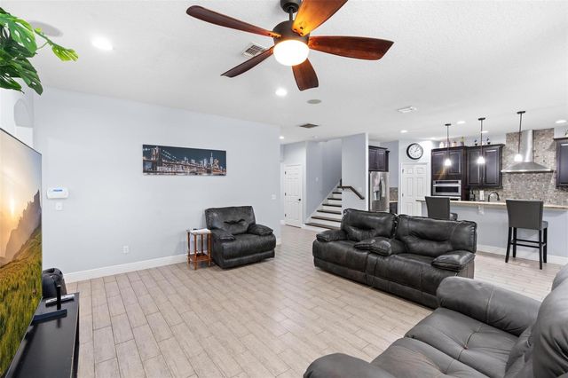 1204 LEXINGTON AVENUE, Davenport, FL 33837