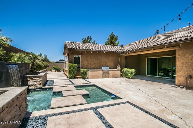 3009 E VALENCIA Drive, Phoenix, AZ 85042