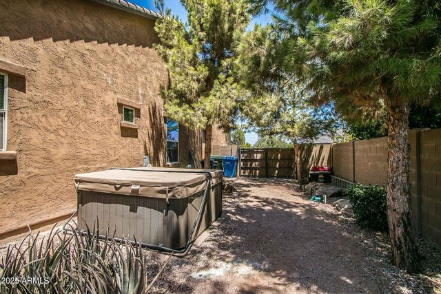 3009 E VALENCIA Drive, Phoenix, AZ 85042