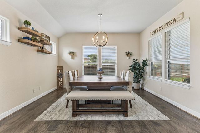 238 Arapaho DR, Kyle, TX 78640