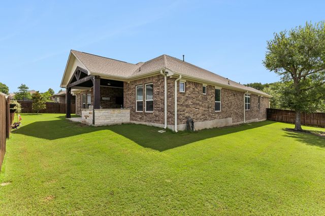 238 Arapaho DR, Kyle, TX 78640