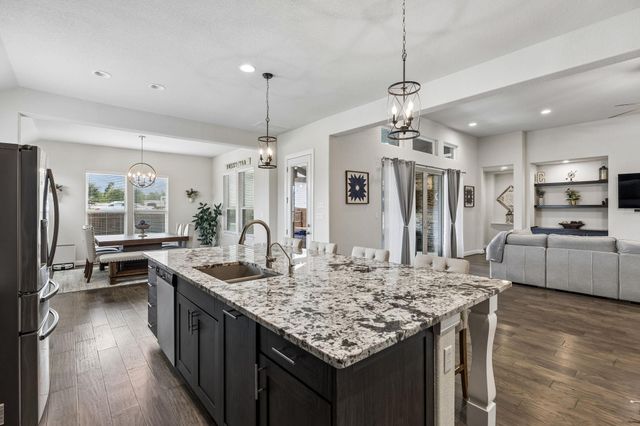 238 Arapaho DR, Kyle, TX 78640