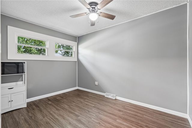 415 Linwood Street SW, Cedar Rapids, IA 52404