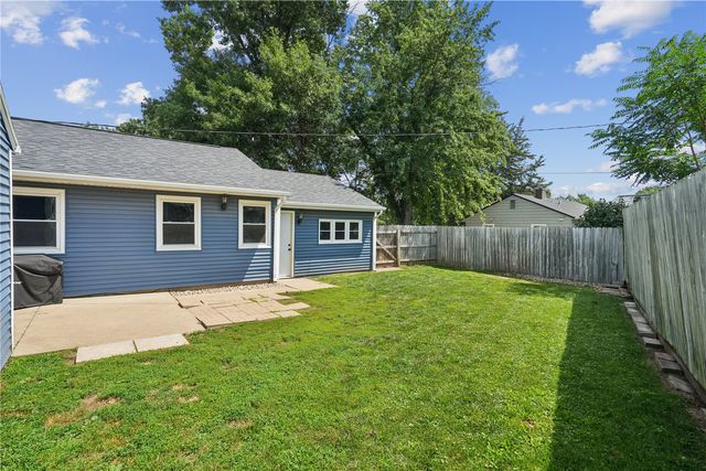 415 Linwood Street SW, Cedar Rapids, IA 52404